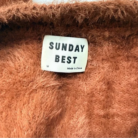 BNWOT Sunday Best Aritzia Reece Cardigan Fuzzy-Knit in Cognac Brown Size Medium - Picture 3 of 7